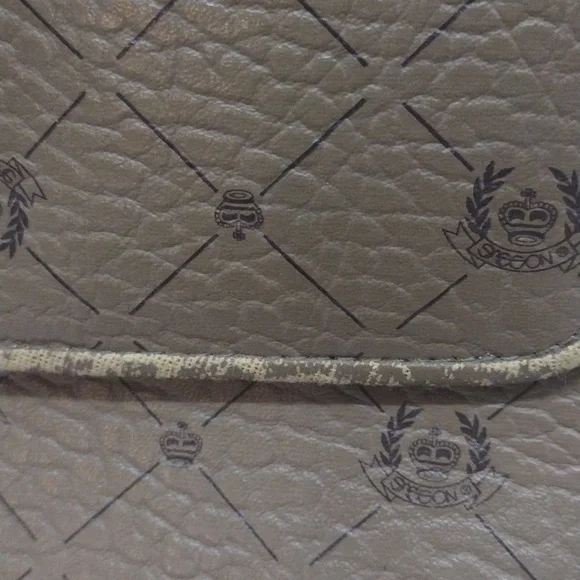 Sasson Beige Clutch Purse - Picture 4 of 11